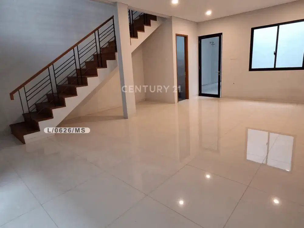 Rumah 2 Lantai Siap Huni Strategis Di Kopo Mas Regency Bandung