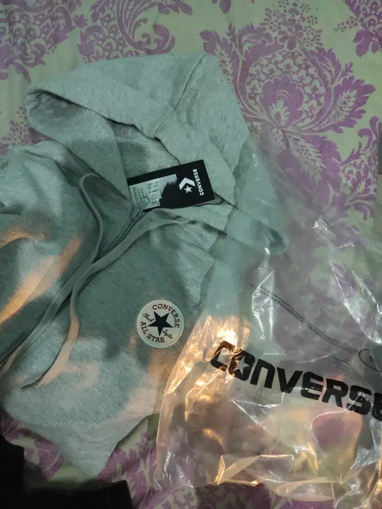 Jaket Converse size M