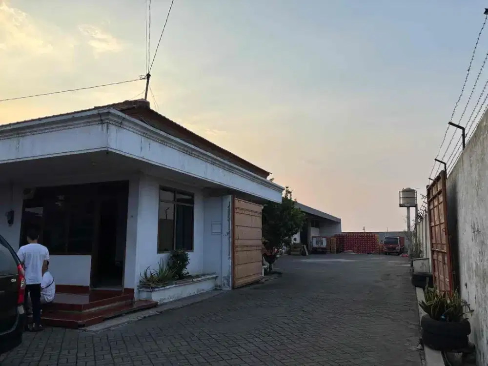 Dijual gudang dan kantor lokasi strategis siap operasional di Kendal dekat Semarang