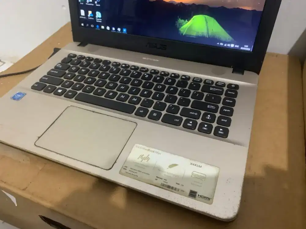 Leptop asus x441s