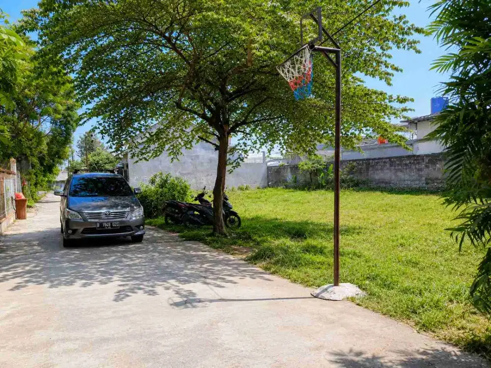 Dijual Cepat Tanah 865m², SHM, Harga NJOP, Pinggir Jalan, 250 meter dari Stasiun Kereta Citayam, Depok