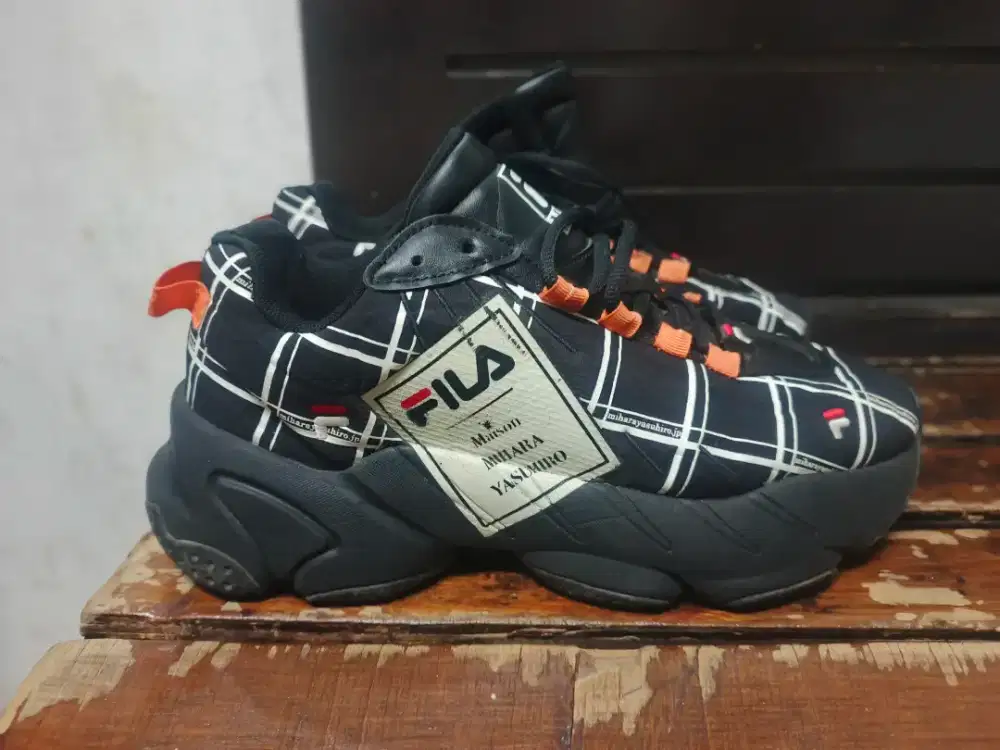 Sepatu Filla Mihara