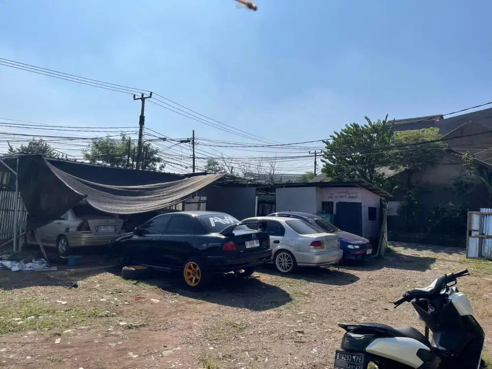Di sewakan lahan untuk usaha bengkel / garasi / cat duco mobil