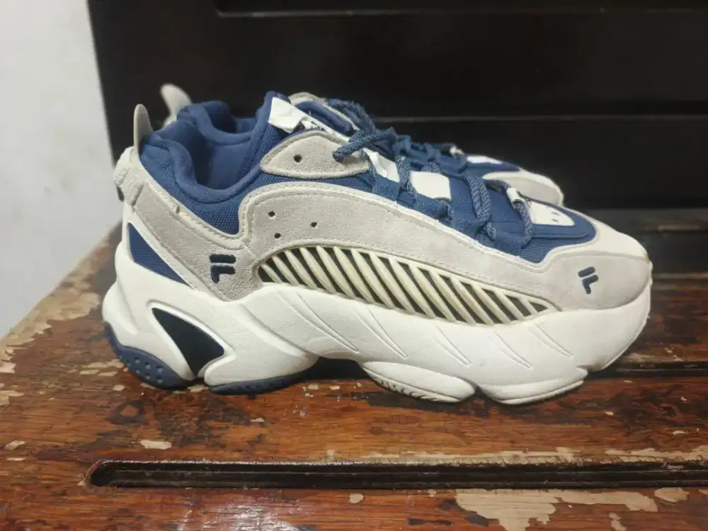 Sepatu Filla Fusion