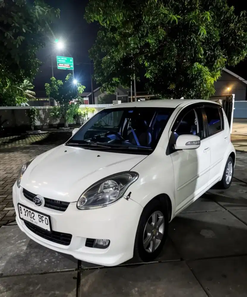 Daihatsu Sirion RS metik 2009