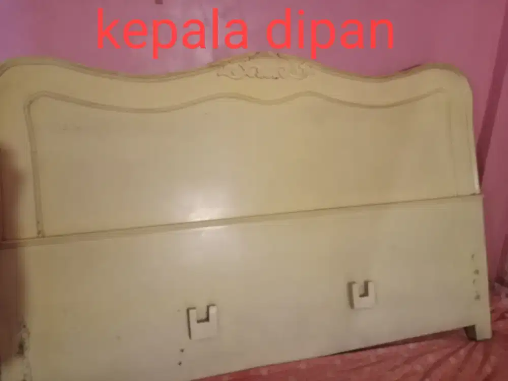 Di jual dipan dan sprinbed ukuran 180 x200