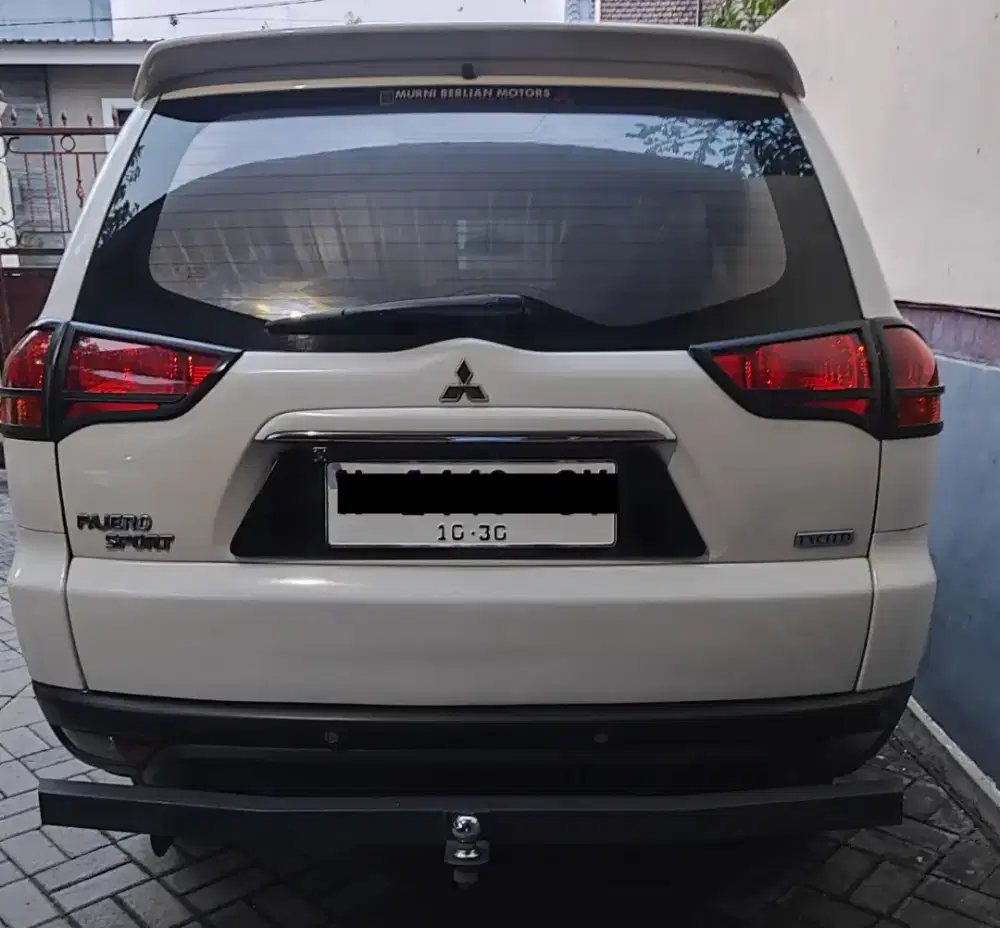 Mitsubishi pajero sport exceed 2011