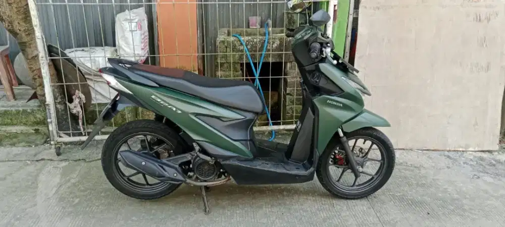 Beat deluxe 2024 mulus iss type tertinggi