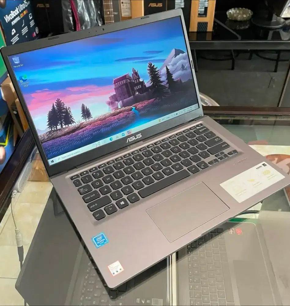 ASUS Vivobook 14 A416M N4020 Ram 8GB ssd 256Gb keyboard backlite