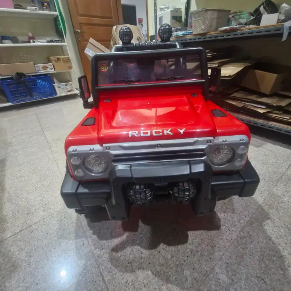 MOBIL MAINAN ANAK JEEP KONDISI NEW