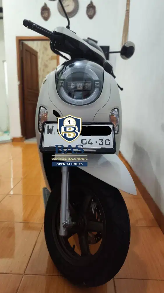 Scoopy Prestige 2025 Keyless Putih Matte - KM 8rb Low Istimewa Tgn 1