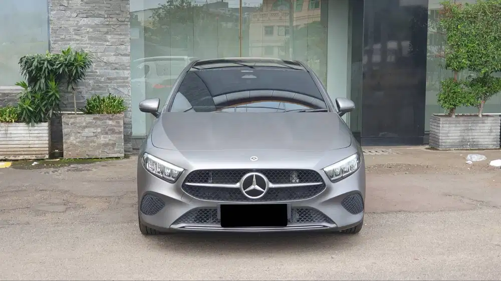 Mercedes Benz Mercy A200 Sedan Progressive Line Facelit 2025 NIK 2024