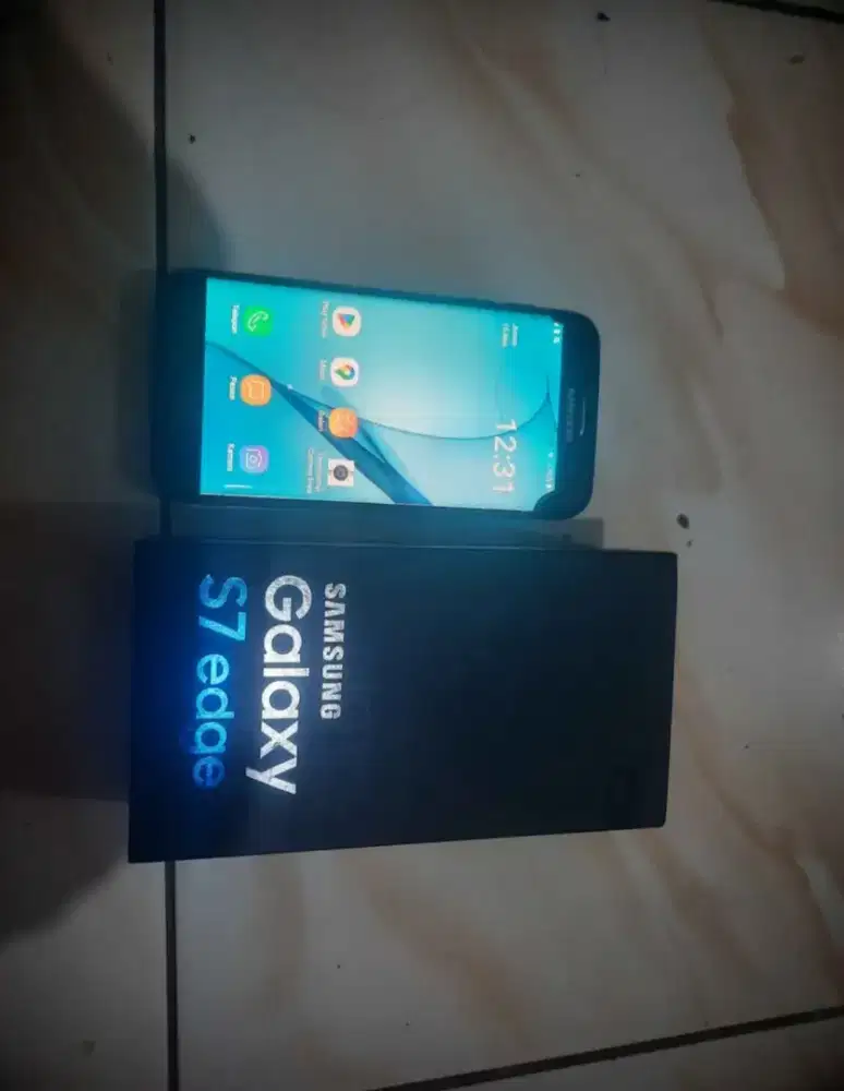 Malam ini saja Samsung S7 edge 4/128 ori sein aman tinggal pakai saja