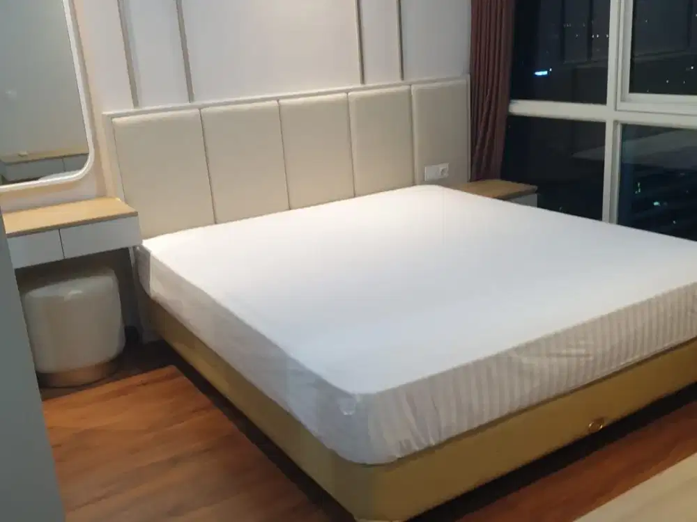 DISEWAKAN APARTEMEN VIA CIPUTRA WORLD MALL 1BR LT21 FURNISH