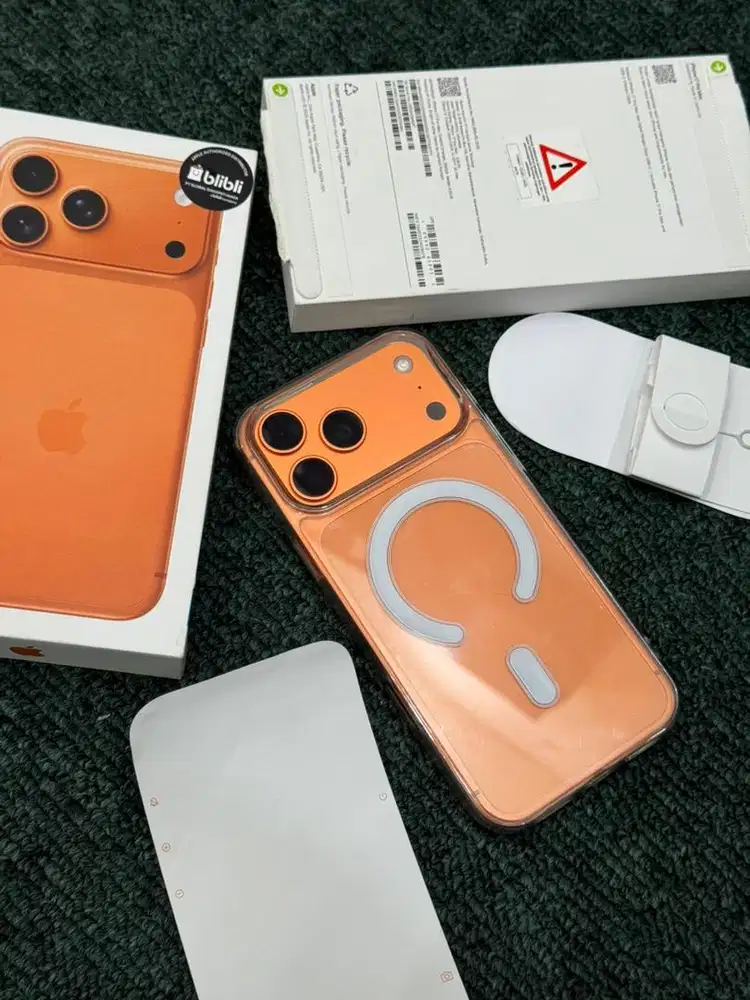 Iphone 17 promax 256 garansi panjang