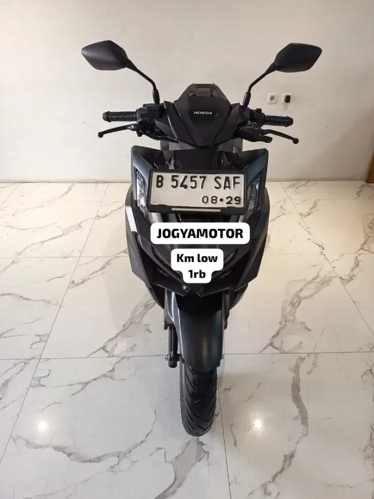 2 - honda vario 160 2024 KM 1RB