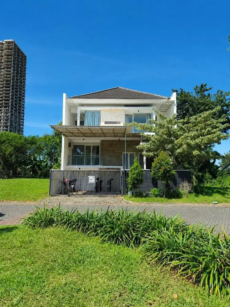 DIJUAL RUMAH CITRALAND EAST EMERALD MANSION MODERN MINIMALIS FURNISH