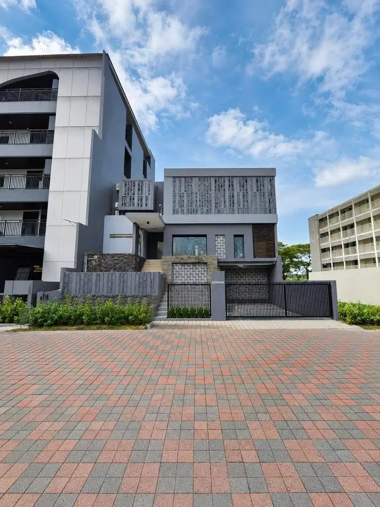 DIJUAL RUMAH KOST CITRALAND WATERFRONT DEKAT UC STRATEGIS DAN LARIS