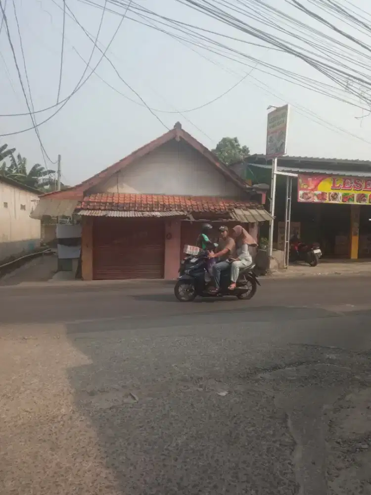 Tempat Usaha / Sewa Toko / Sewa Kios