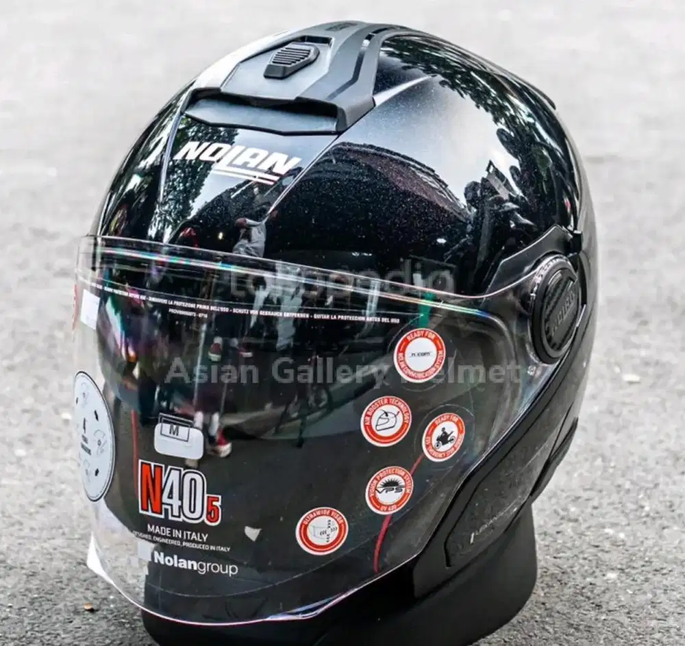 Helm Nolan seri N40 halfface