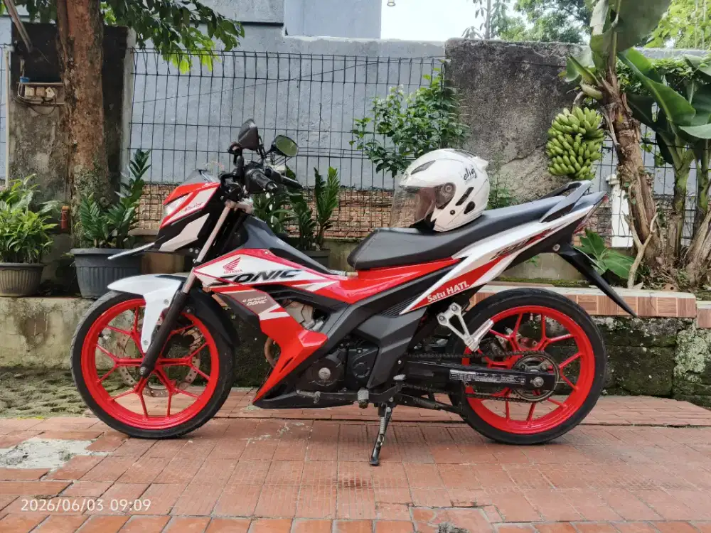 HONDA SONIC 2023 bisa TT sama metic