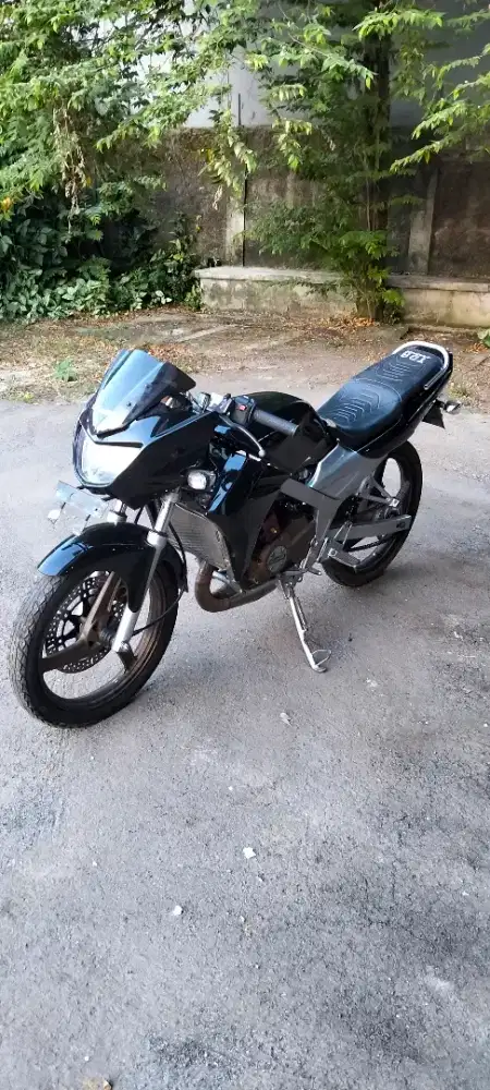 Ninja r tahun 2008