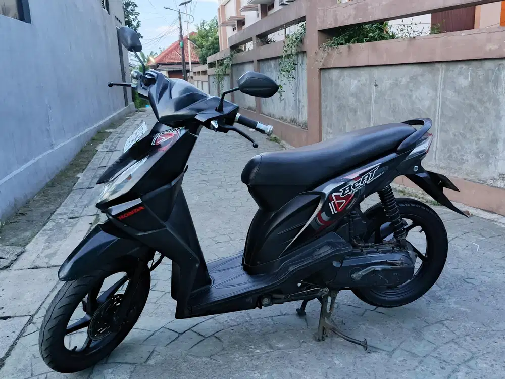 Honda beat karbu 2011 stater tokcer halus mulus terawat