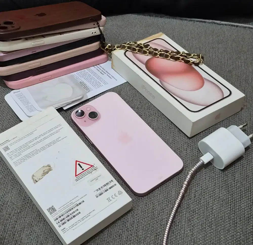 Apple Iphone 15 PLUS 128GB PINK IBOX Fullset Banyak Bonusnya