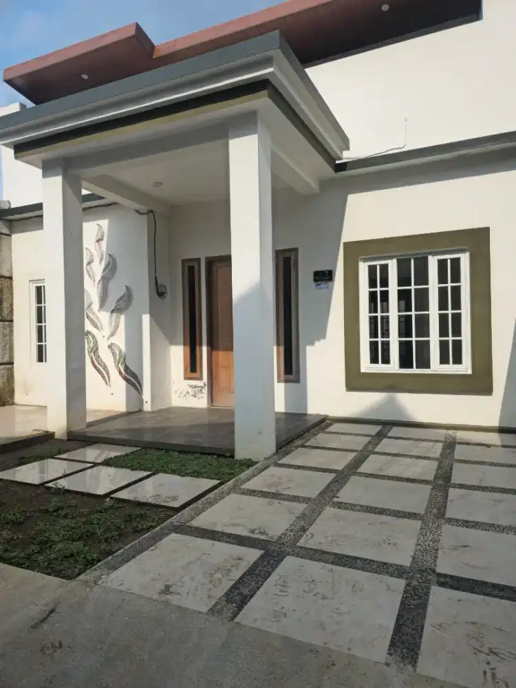 Rumah murah dekat jalan raya Semarang