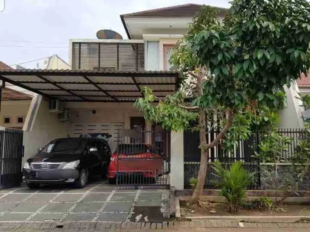 Jual Rumah Minimalis 2 Lantai Araya 2. Row Jalan 3,5 Mobil.Murah. Semi Furnished