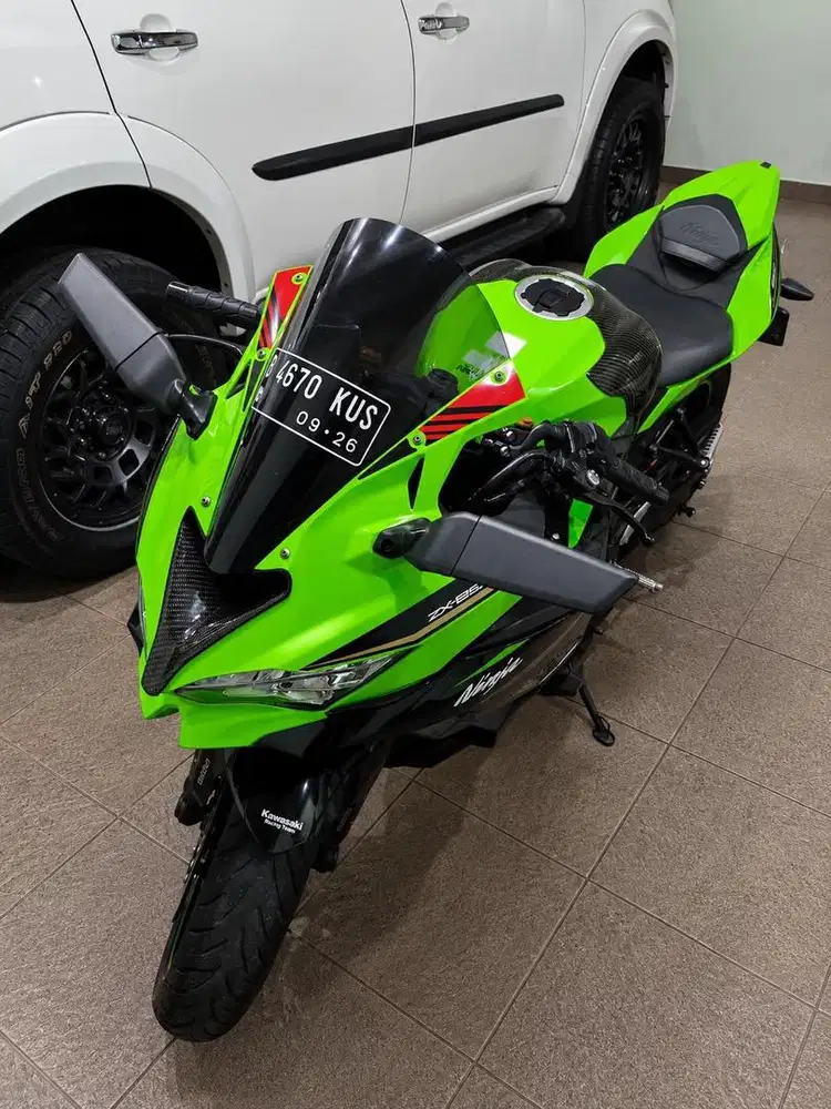 Kawasaki ZX25R 2021