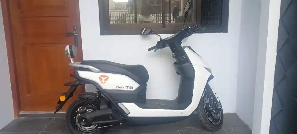 Motor listrik YADEA T9