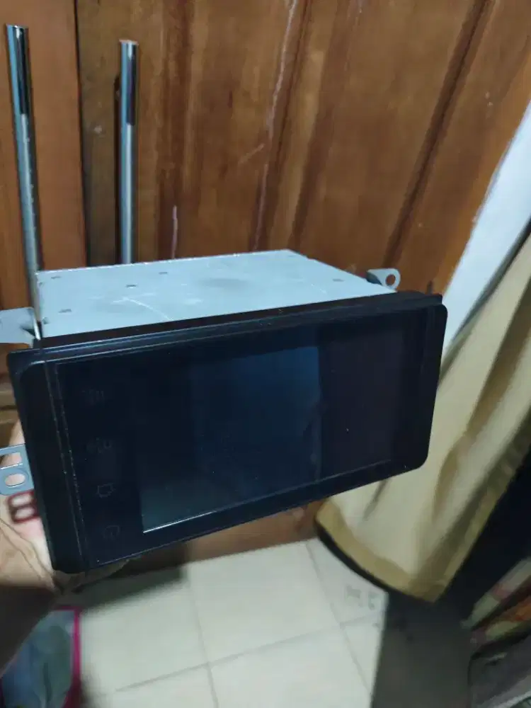 Head unit sigra ori tahun 2021 ada kamera mundur nya