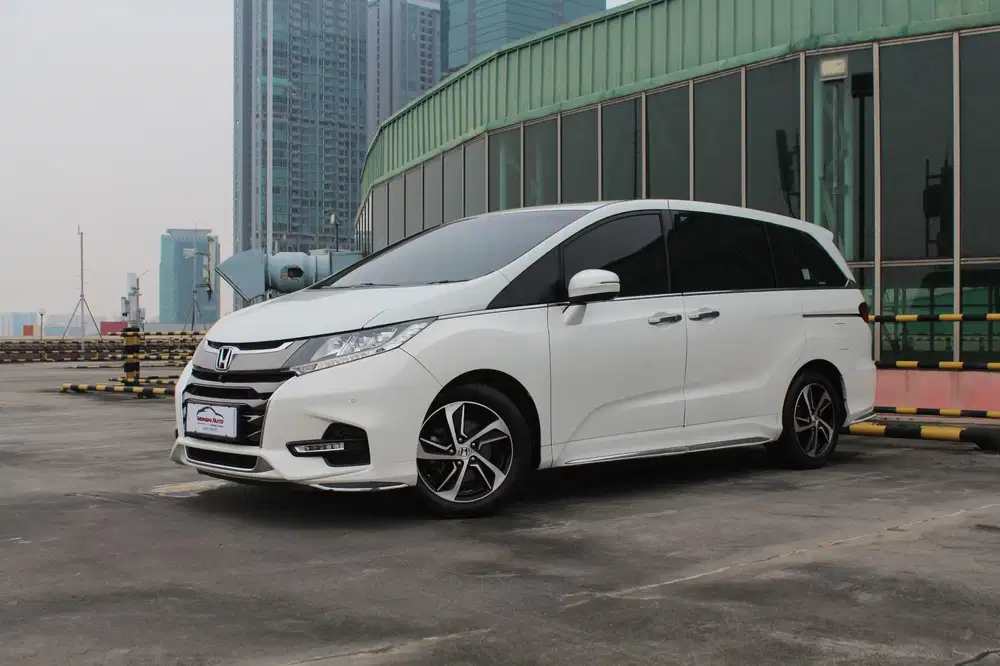 Honda Odyssey 2.4 Prestige Low KM AT 2018 Bensin