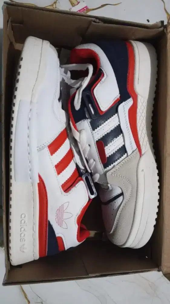Saptu Adidas baru