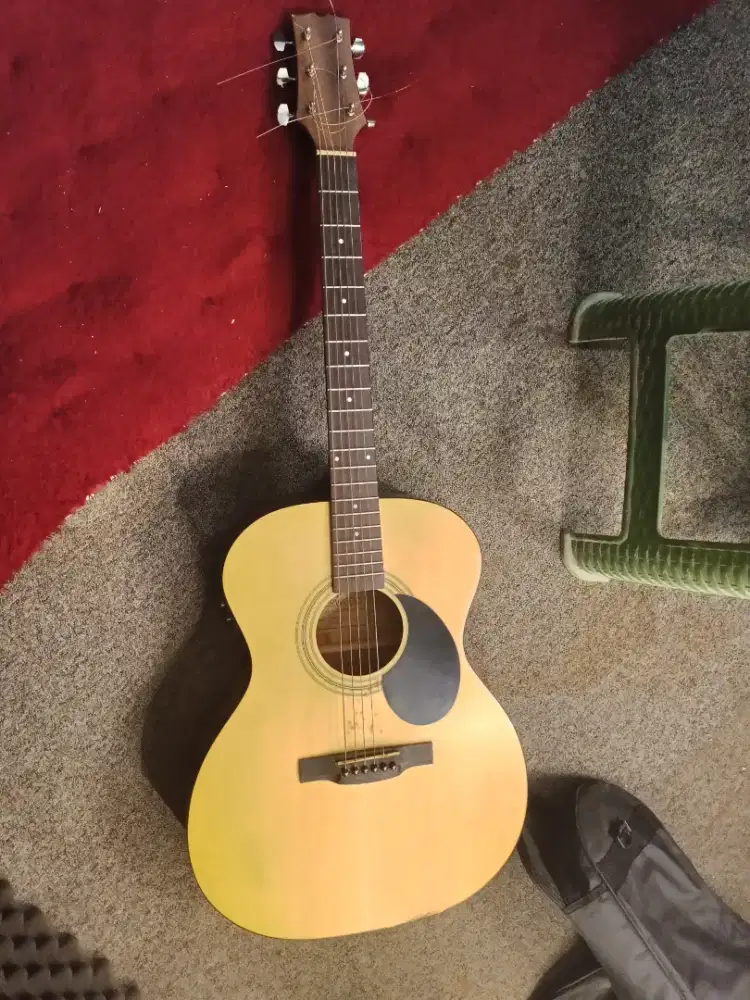 Gitar Akustik SHERWOOD