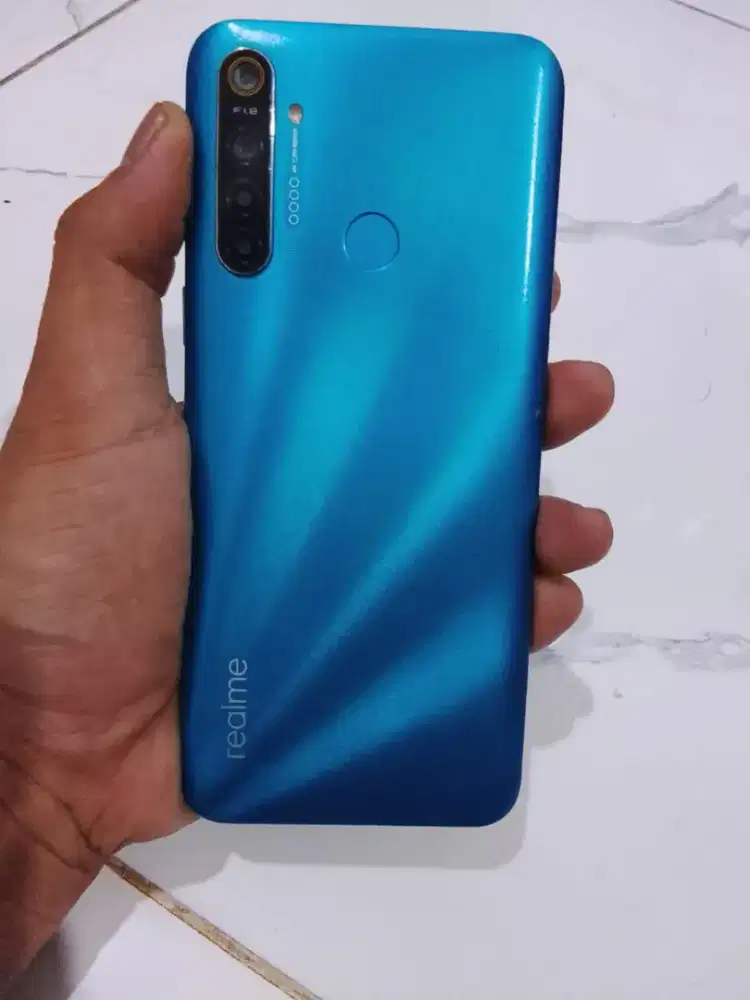 realme 5i 4/64  bu harg net