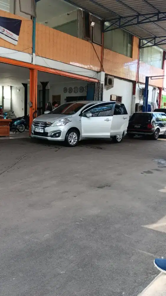 Mobil Second, Tangan Kedua Mulus mesin kering