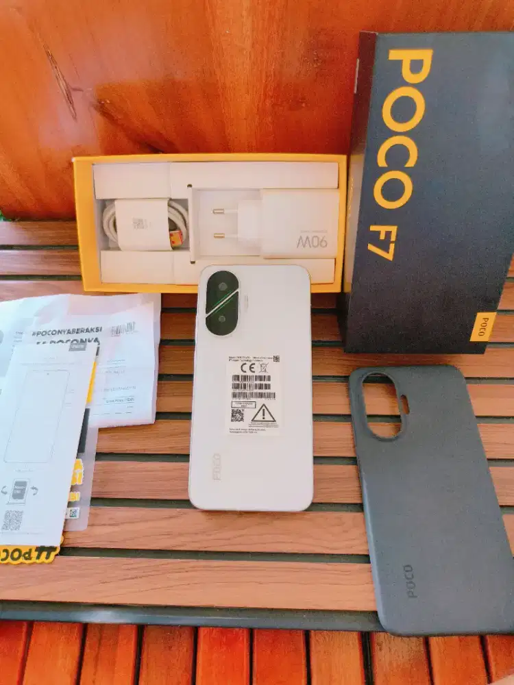Poco F7 5G 12/512  Mulus Fullset ori Garansi panjang