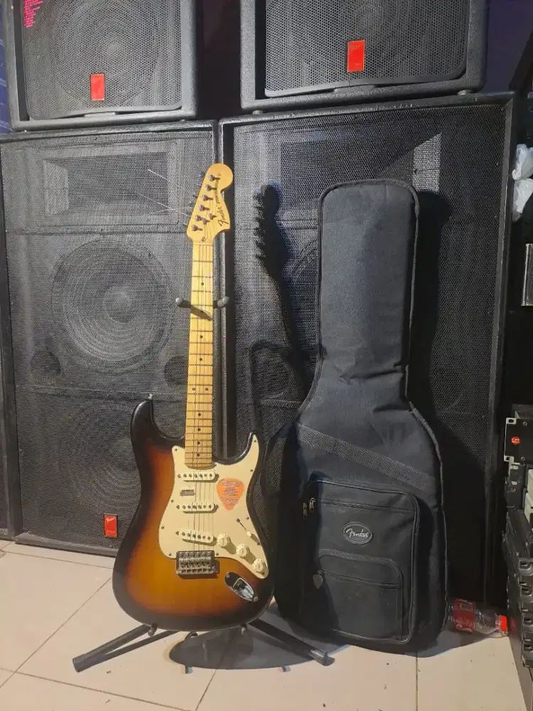 Gitar fender american special strat