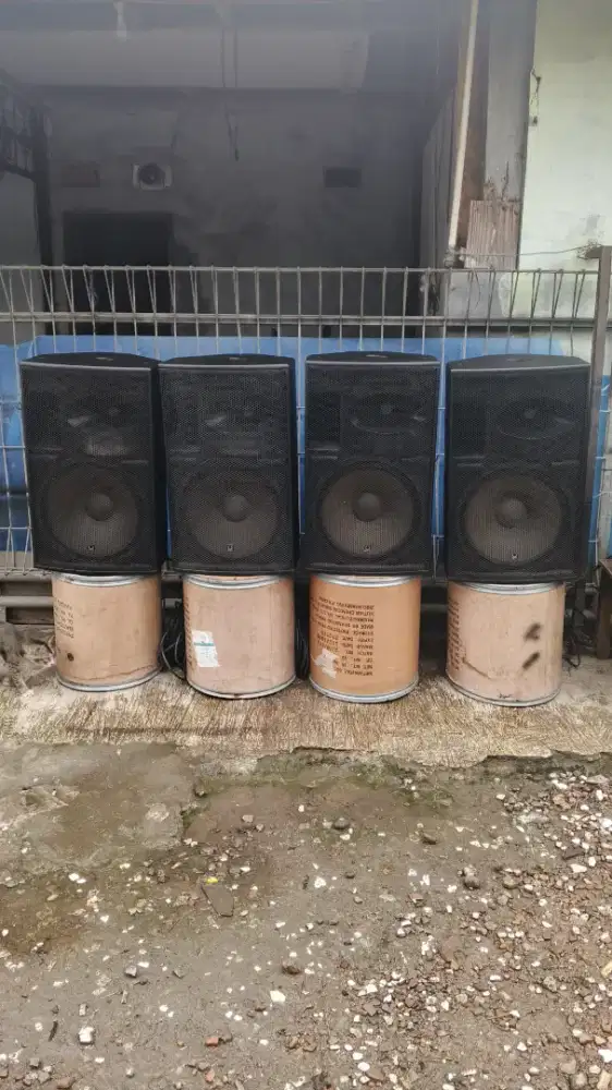 Monitor pasif turbosound nuq15 england 4 unit