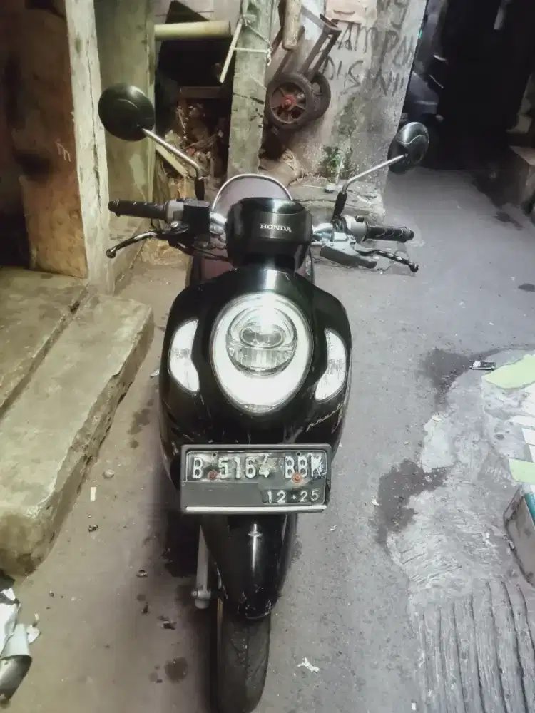 Honda Scoopy prestige hitam