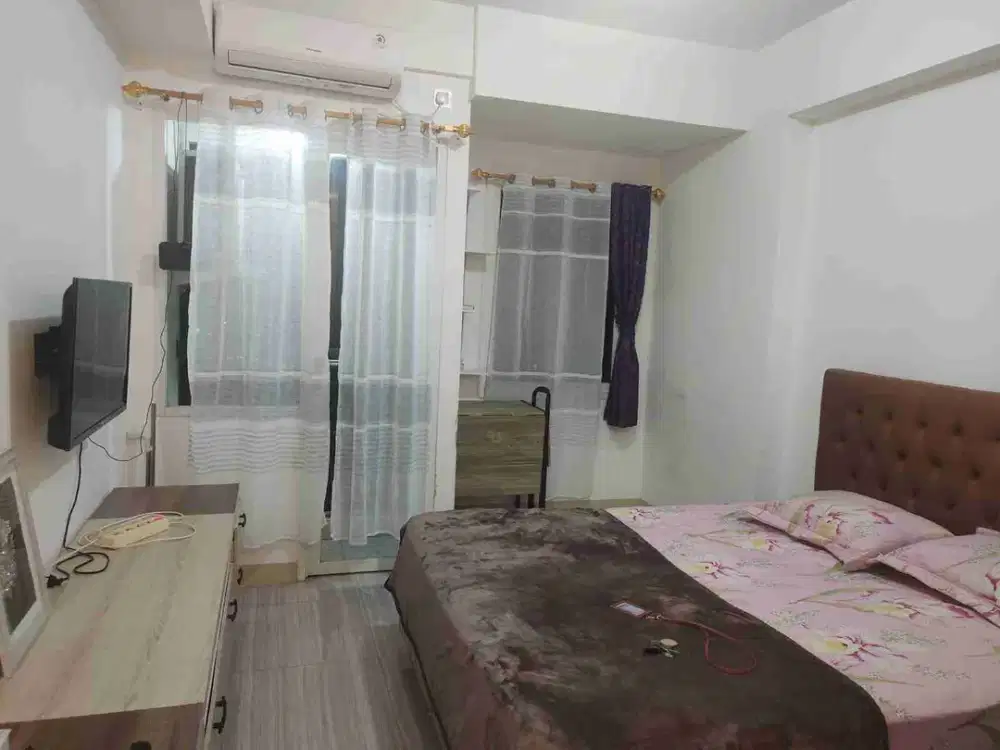 Sewa apartemen Loftvilles dan urbantown serong penginapan cozy murah ala hotel