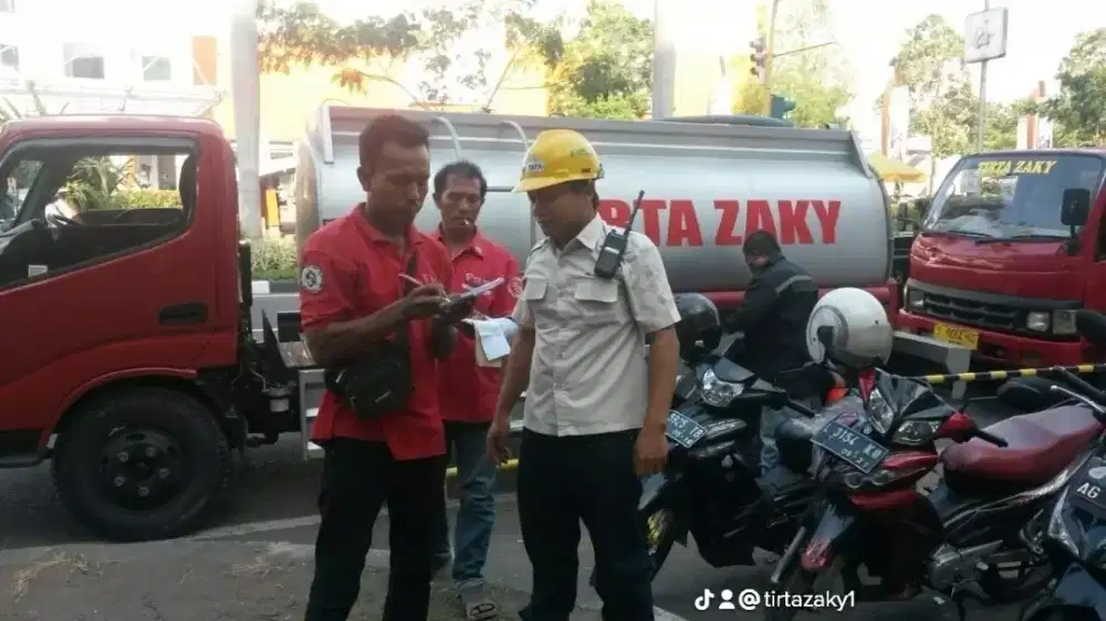 Di butuhkan segera sopir SIM B1 dan kernet