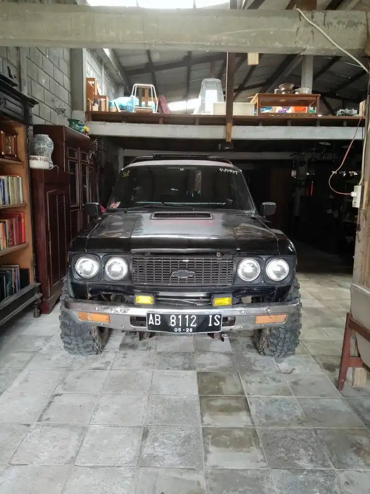 Mobil Chevrolet Luv KB20 Bensin 1980 4x4 (4WD)