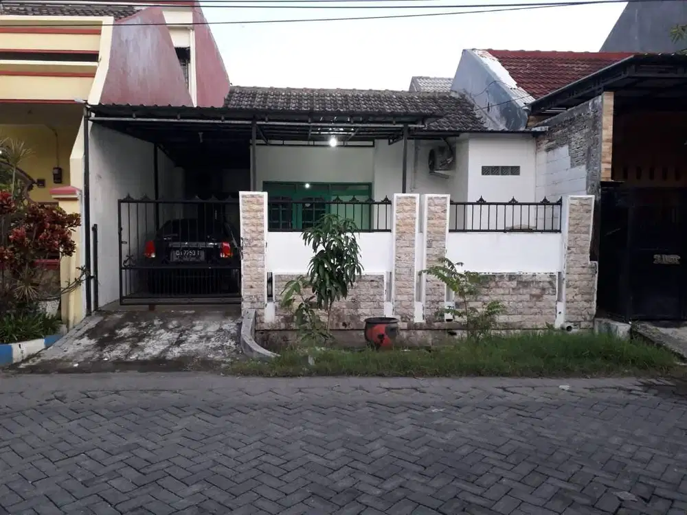 Dijual rumah siap huni