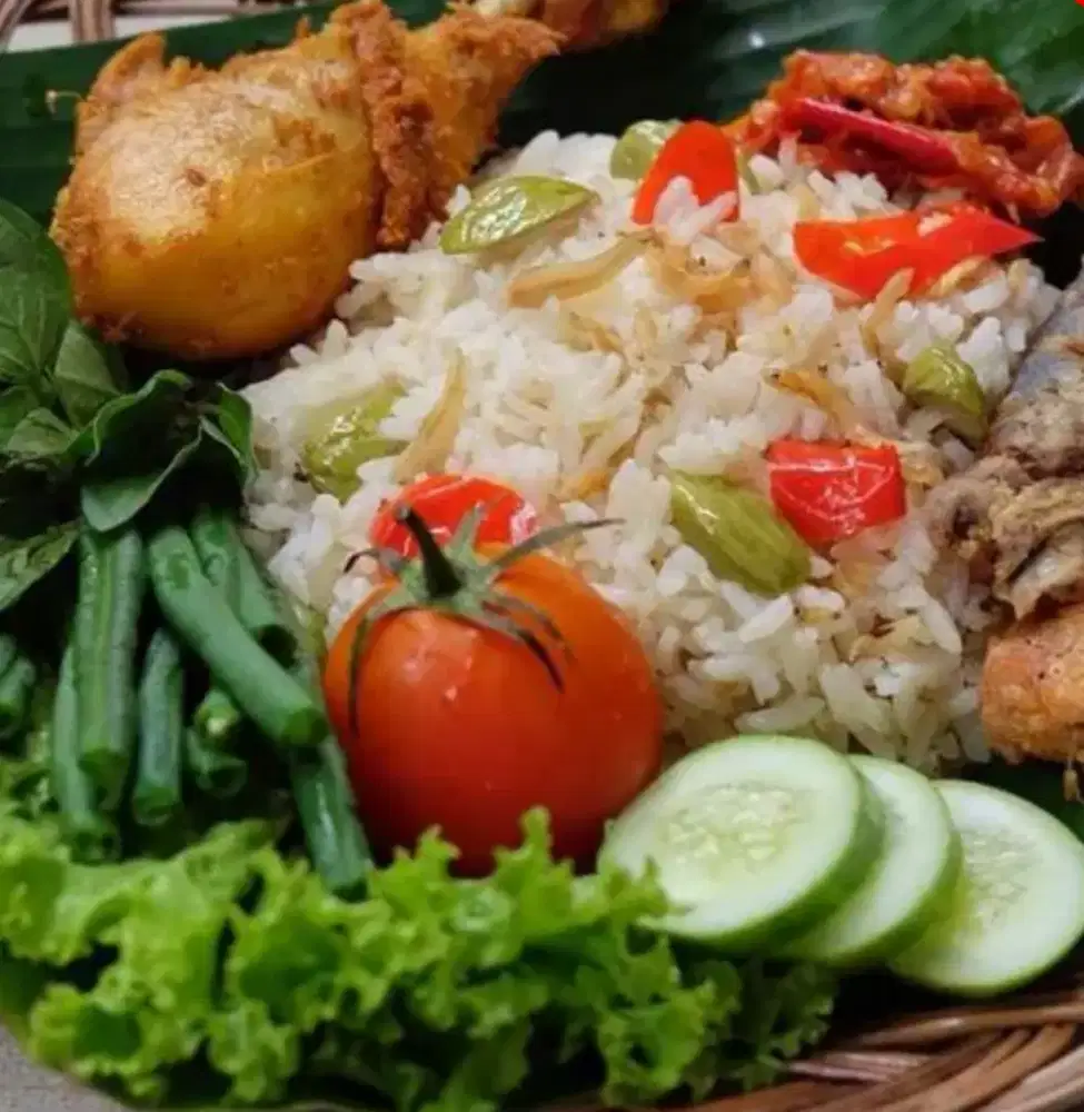 DIBUTUHKAN CREW BAZAAR MAKANAN