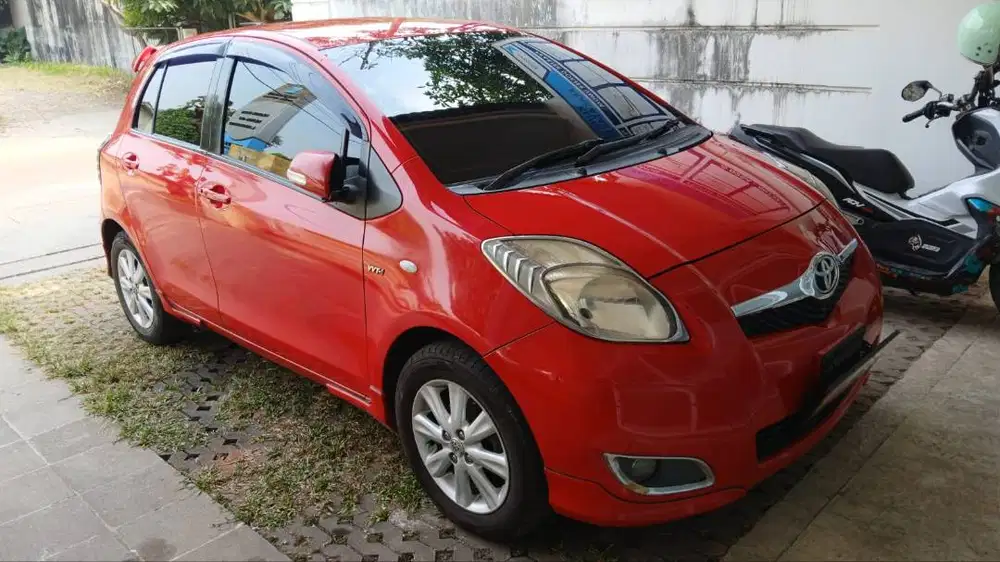 Yaris Tipe E MT 2011