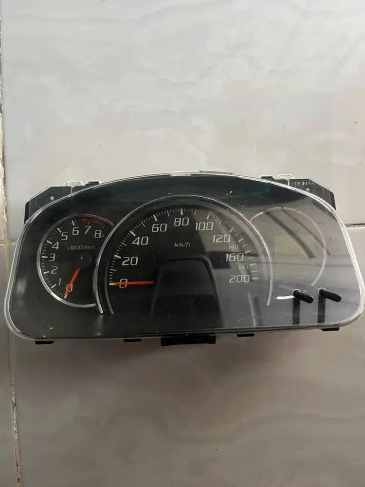 Spedometer ayla agya