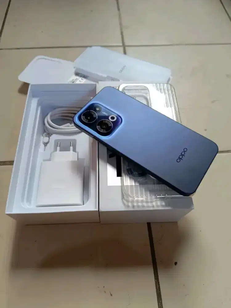 Oppo Reno 13 5G